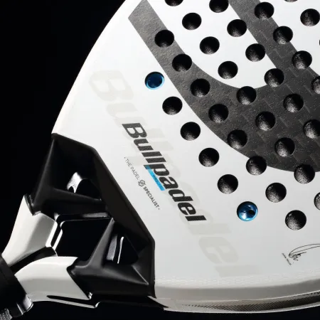 Ракетка для падела BULLPADEL Vertex 05 26, 494395, для проф. и любителей, стекловолокно, белый за 48&nbsp;150.80 ₽ купить в Грозном