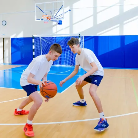 Ферма для баскетбольного щита игрового на растяжках вынос 1200 мм ZAVODSPORTA за 18&nbsp;200 ₽ купить в Грозном